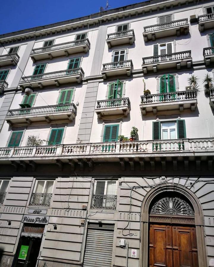 Resta Cu Mme Appartamento Napoli